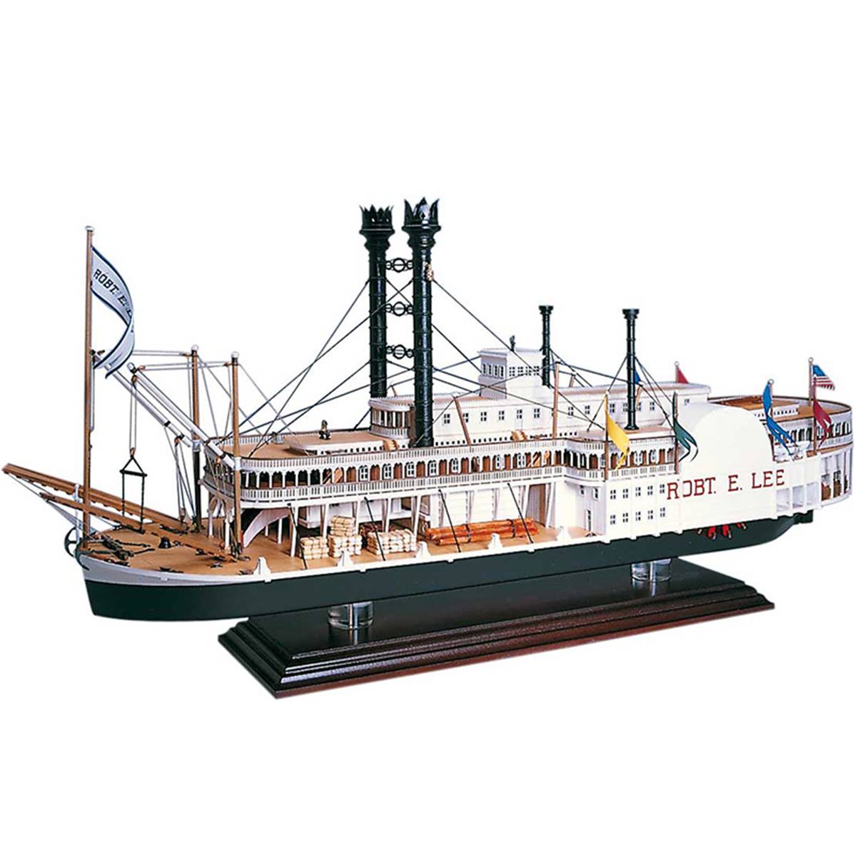 Модель парохода. Сборная модель Revell Gift-Set Royal Swedish Warship vasa (05719) 1:150. Robert e Lee пароход. Модель парохода Mississippi масштаб 1:80. Сборная модель парохода Миссисипи.